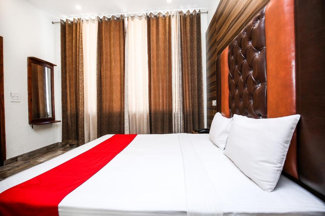 Hotel Woodcrest Zirakpur Chandigarh - Luxury Rooms Eksteriør bilde
